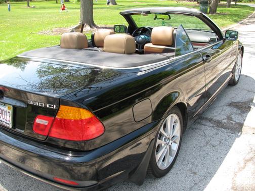 Black 2004 BMW 330 Ci